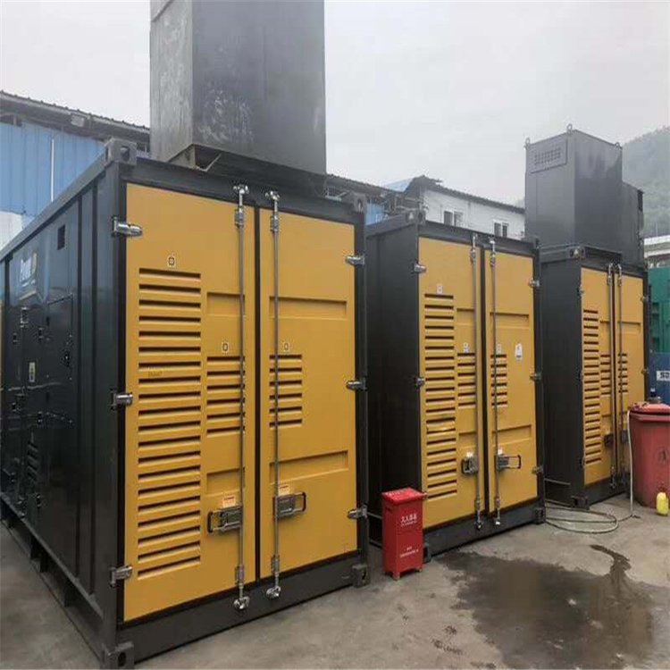 云霄温度变化对不同类型欠压保护装置的可靠性影响有何差异？